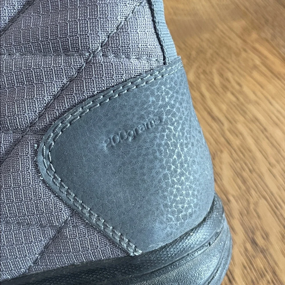 Columbia Waterproof winter snow boots Wm 6.5